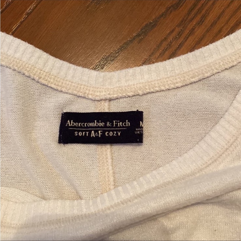 Abercrombie & Fitch shirt - Picture 4 of 5